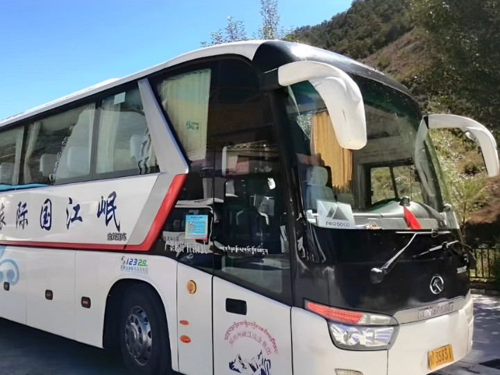 Tùy vào nhu cầu, ngân sách mà bạn có thể lựa chọn các phương tiện khác nhau