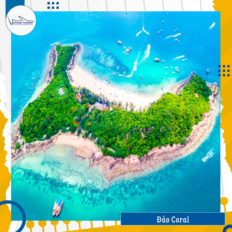 Bãi biển cát trắng và nước biển trong xanh tại Đảo Coral