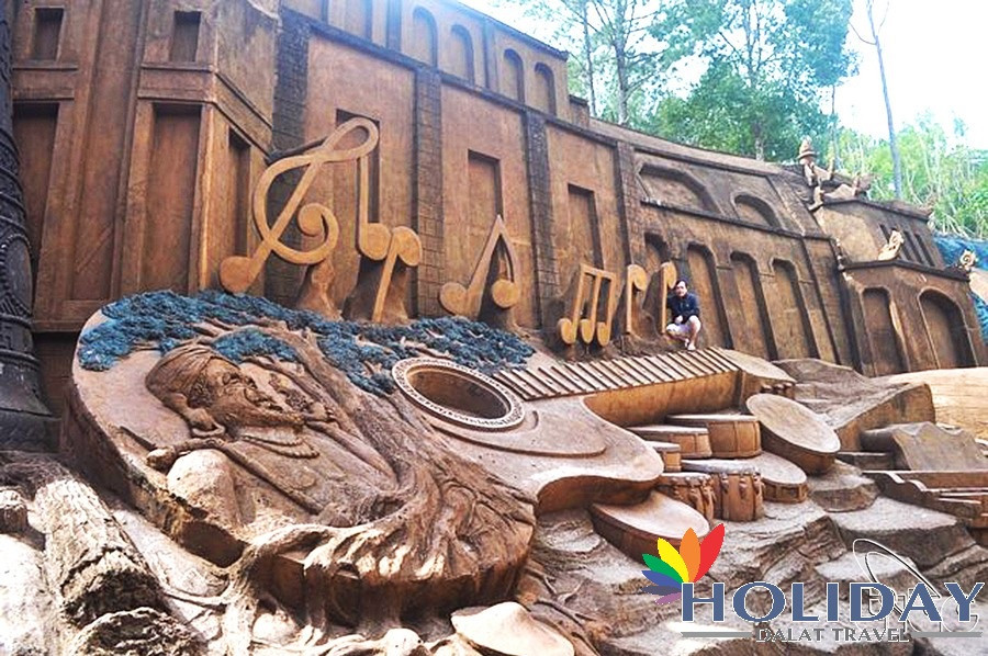 Tổng quan Khu du lịch Đường Hầm Điêu Khắc Đà Lạt bằng đất sét bazan