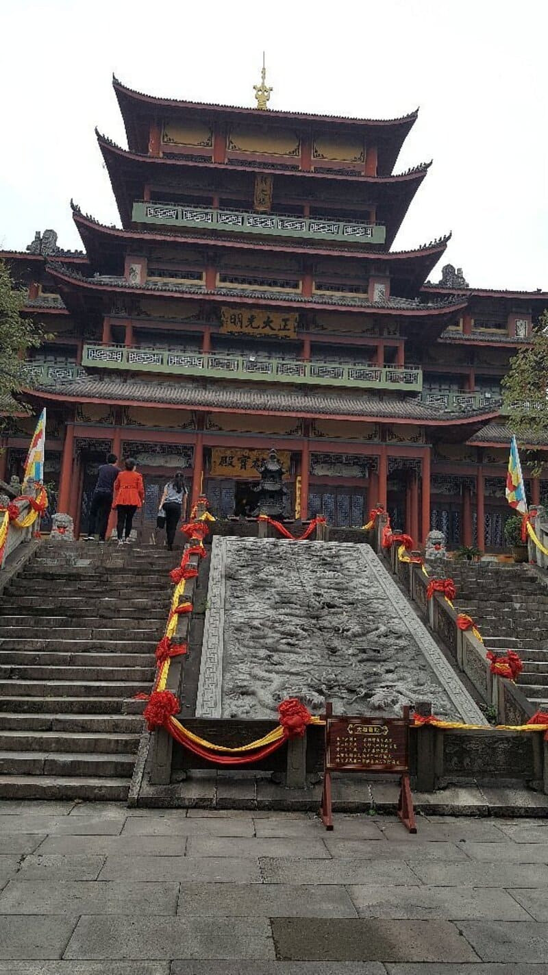 Chùa Phật giáo Dazhi, công trình Phật giáo có lịch sử 1500 năm tại Phim trường Hoành Điếm