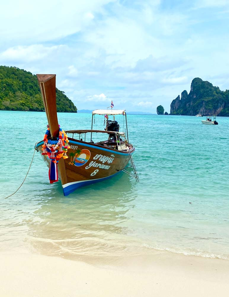loh dalum bay koh phi phi don longtail boat thailand