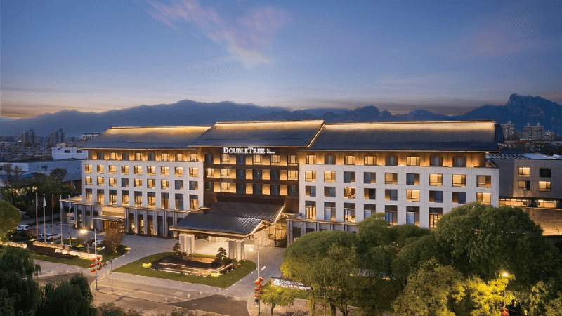 Hình ảnh khách sạn gần khu vực Vạn Lý Trường Thành, phục vụ du khách nghỉ dưỡng