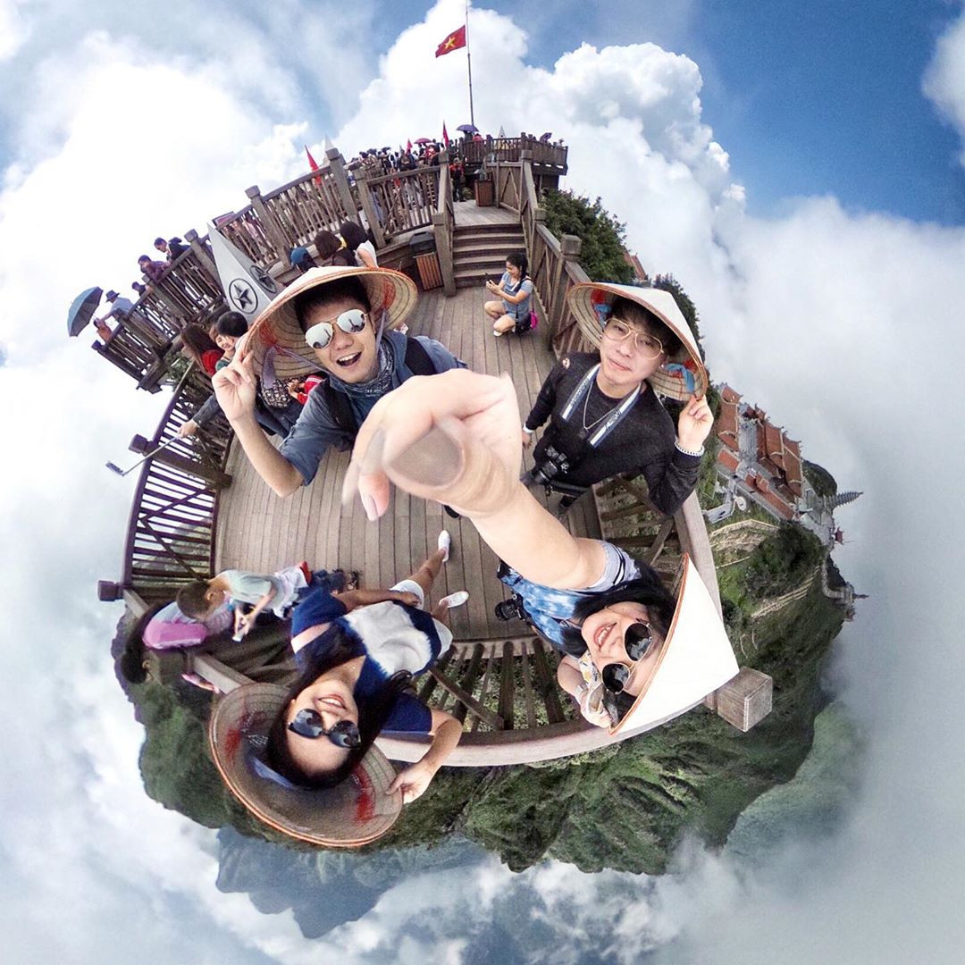 Cẩm Nang Du Lịch Tây Bắc: Khám Phá 6 Tỉnh, Địa Lý Và Nét Đẹp Văn Hóa A-Z 16 Chóp Fansipan và biển mây trắng xóa bao quanh