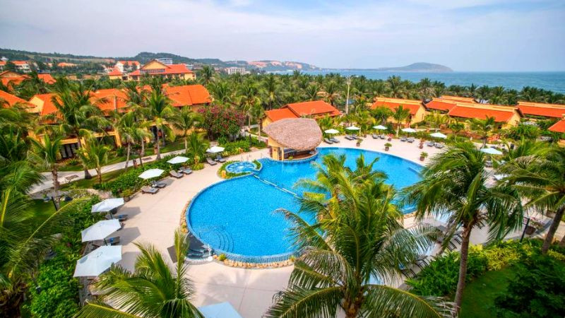 Khuôn viên xanh mát tại Pandanus Resort