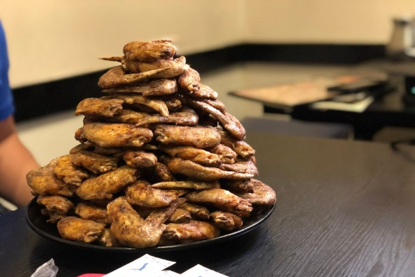 Kinh nghiệm du lịch Nagoya Tự túc: Cẩm nang Khám phá Viên ngọc ẩn của Nhật Bản 10 Tebasaki hay còn gọi là cánh gà kiểu Nagoya, một món nhậu tuyệt vời