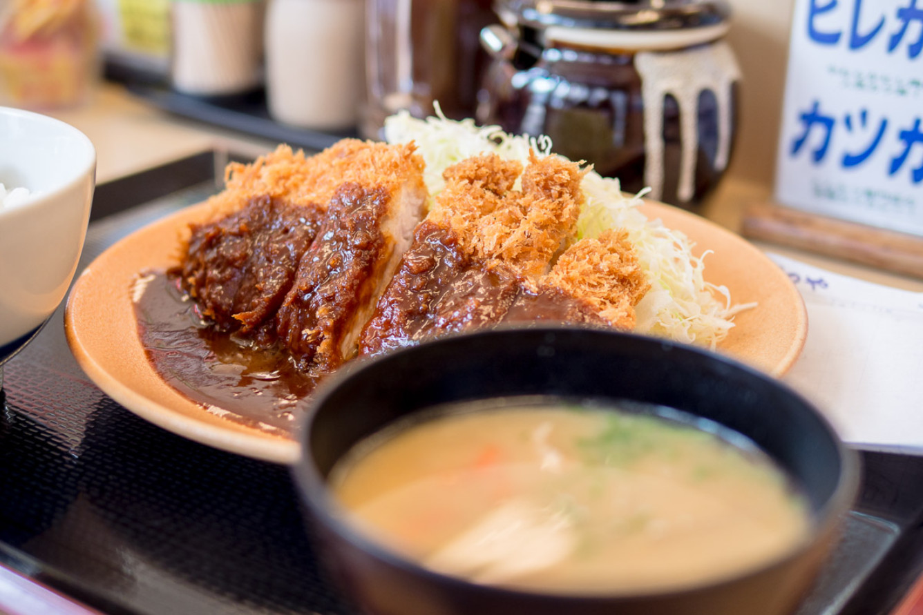 Kinh nghiệm du lịch Nagoya Tự túc: Cẩm nang Khám phá Viên ngọc ẩn của Nhật Bản 8 Miso Katsu, món thịt lợn chiên sốt miso trứ danh của Nagoya