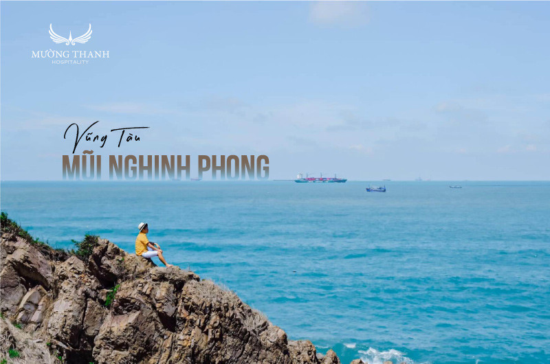 Khung cảnh Mũi Nghinh Phong nơi biển trời hòa quyện