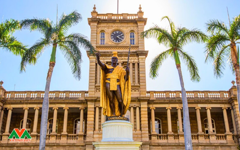 Tượng Vua Kamehameha I, vị vua vĩ đại nhất của Hawaii