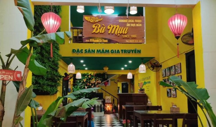 Bánh Tráng Thịt Heo Bà Mụa với nước chấm đặc biệt