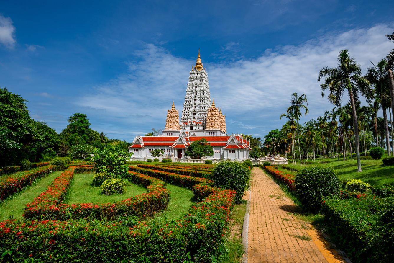 Ghé viếng chùa Yansangwararam khi du lịch Trân Bảo Phật Sơn
