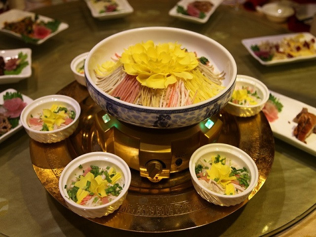 Kinh nghiệm du lịch Lạc Dương Trung Quốc: Khám phá cố đô 13 triều đại 3 Món Thủy Tịch, một tiệc toàn món súp độc đáo của ẩm thực Lạc Dương