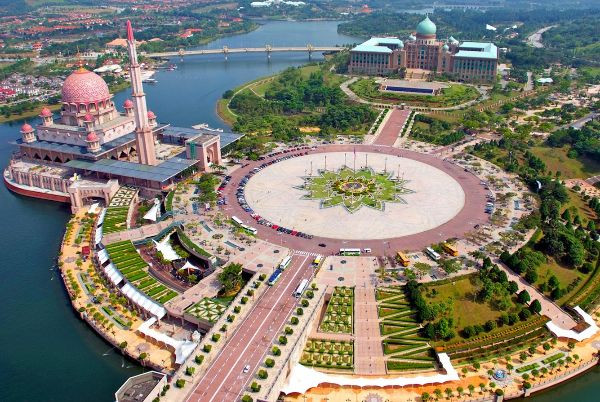 Cẩm Nang Du Lịch Malaysia: Khám Phá 14 Điểm Đến Tuyệt Đẹp & 11 Món Ăn Đặc Sắc 14 Cầu Seri Wawasan ấn tượng tại thành phố nhân tạo Putrajaya