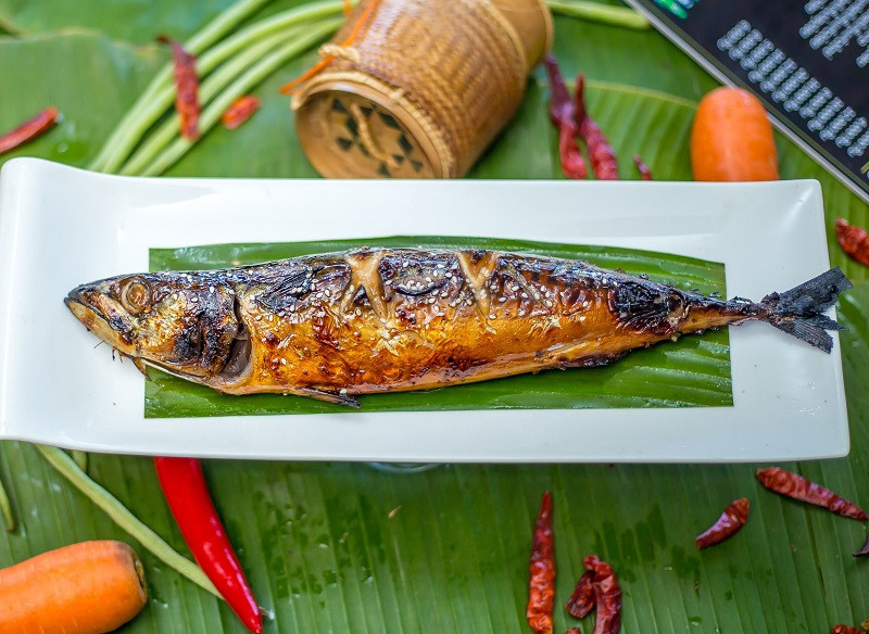 Cá nướng Viêng Chăn được đánh bắt trực tiếp từ sông Mê Kông