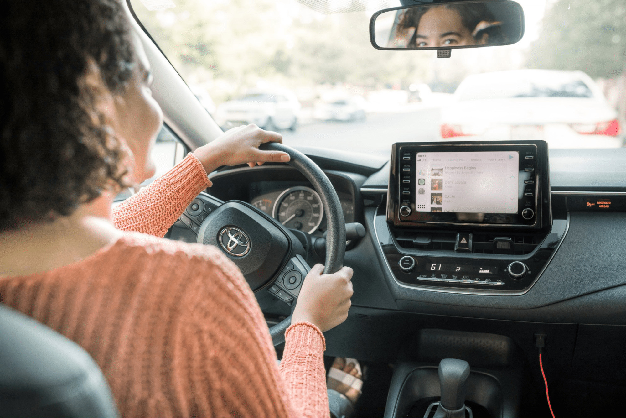 Hệ Thống Cruise Control Là Gì? Hướng Dẫn Sử Dụng An Toàn Cho Chuyến Du Lịch Đường Dài 8 cruise control la gi 1 1