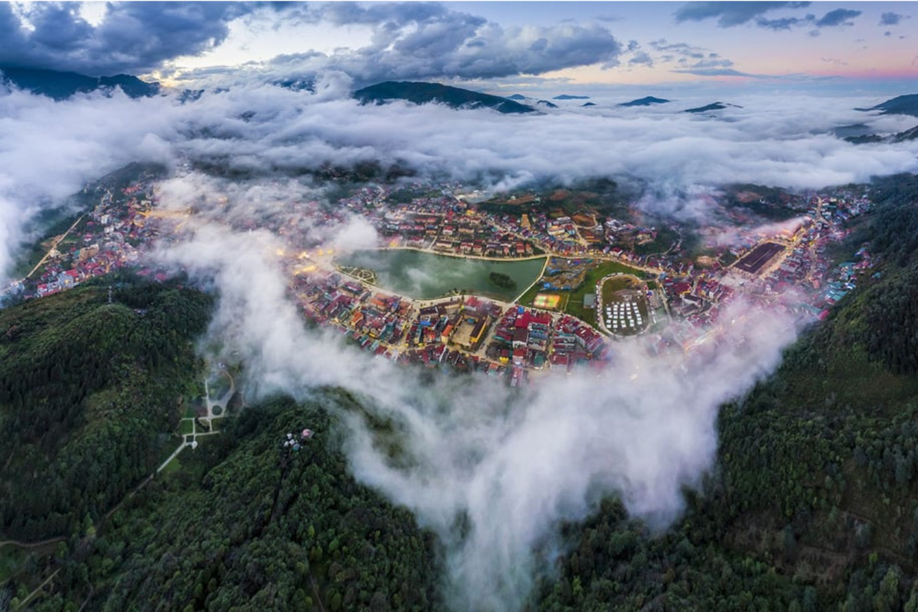 Núi Hàm Rồng là một địa điểm săn mây vô cùng tuyệt vời