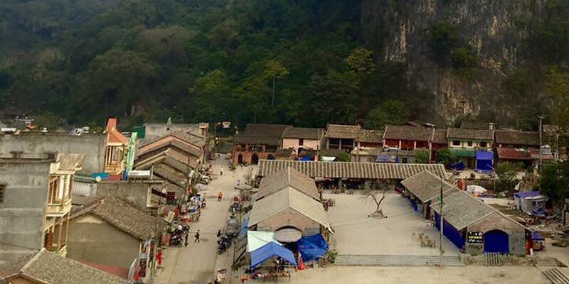 Phố cổ Đồng Văn với những mái nhà rêu phong cổ kính