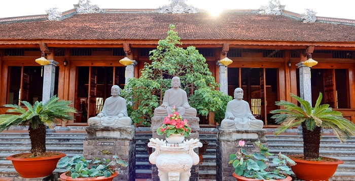 Khu nhà Chánh Điện uy nghiêm tại Thiền viện Trúc Lâm Cần Thơ