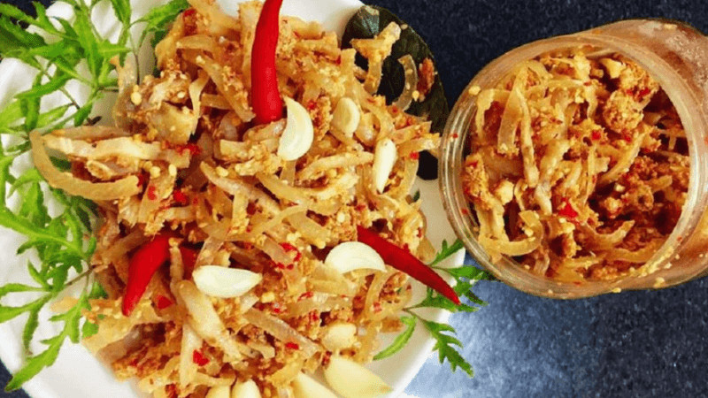 Tré Huế lạ miệng, dai giòn