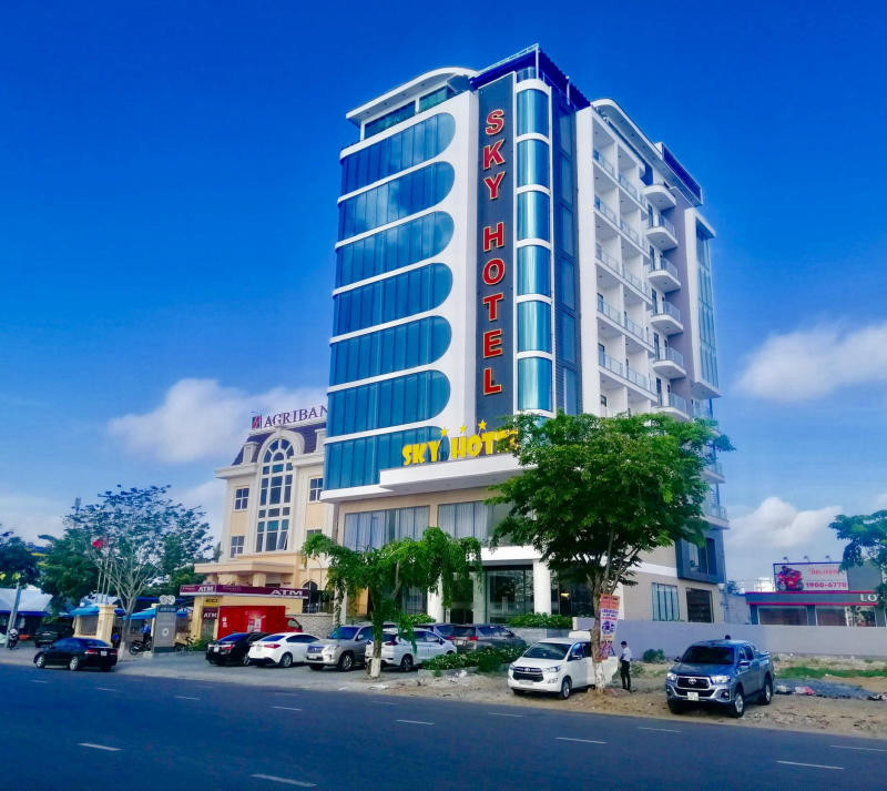 Đừng quên mua một vài loại đặc sản để đem về tặng cho bạn bè, người thân