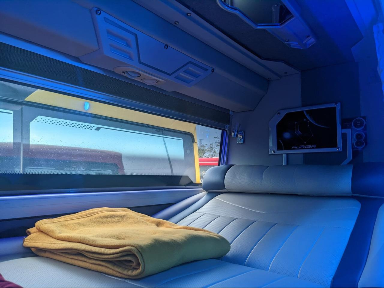 Khoang giường nằm rộng rãi trên xe Tuấn Tú