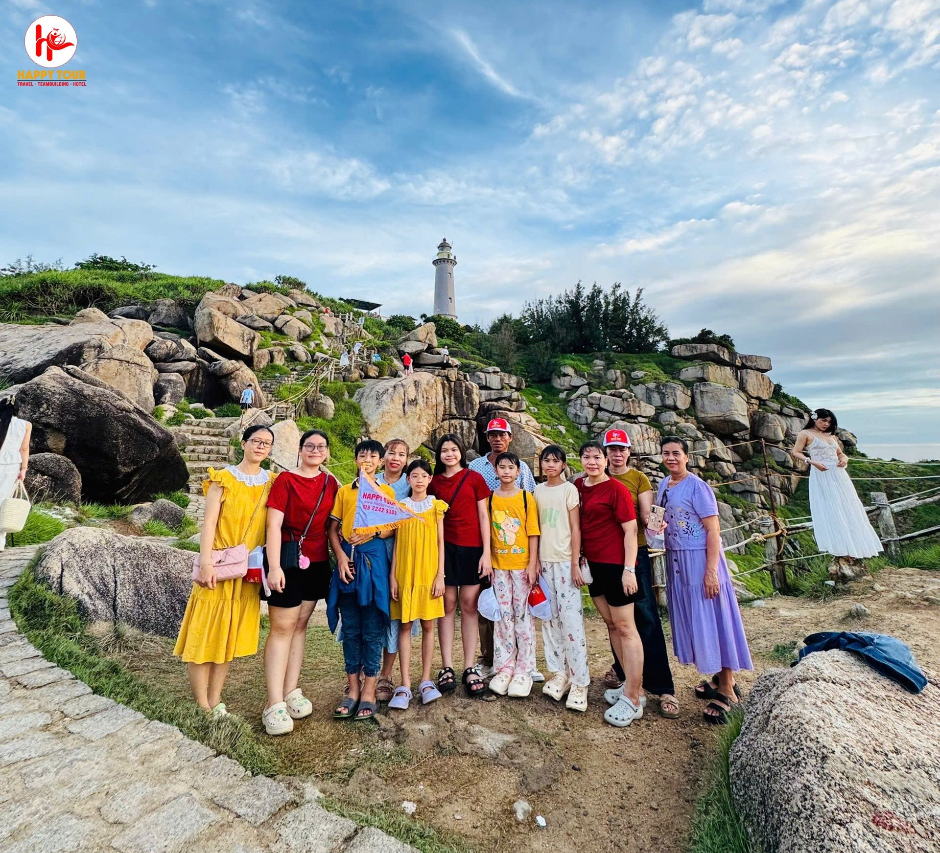 Lịch Trình Du Lịch Quy Nhơn Phú Yên 1 Ngày Tối Ưu (Cực Đông & Gành Đá Đĩa) 1 z6666347409984a87b419ce58059a9ee5fdebd69e44fdc