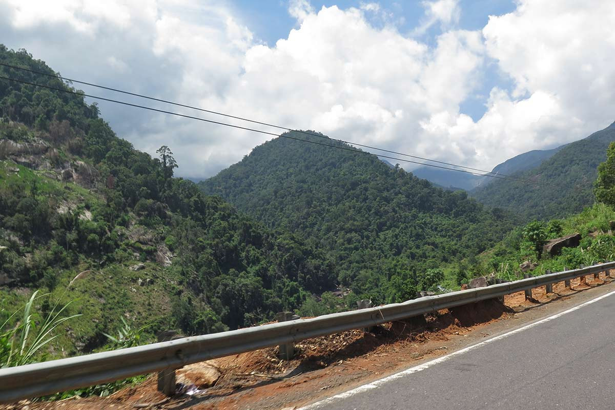 Khung cảnh hùng vĩ dọc cung đường Nha Trang - Đà Lạt