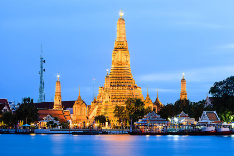 Chùa Wat Arun, ngôi chùa Bình Minh nổi tiếng bên sông Chao Phraya ở Bangkok