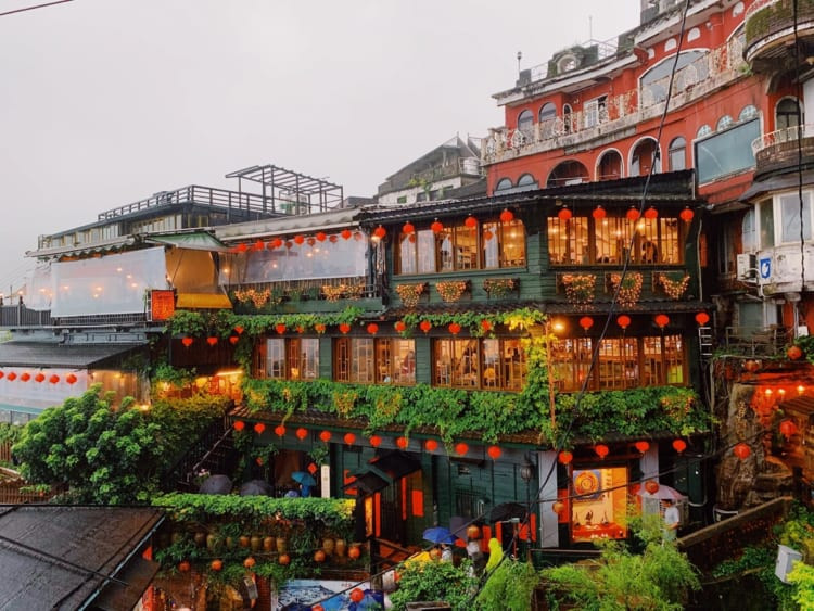 Con đường lát đá cổ kính tại Làng cổ Cửu Phần (Jiufen), Đài Loan