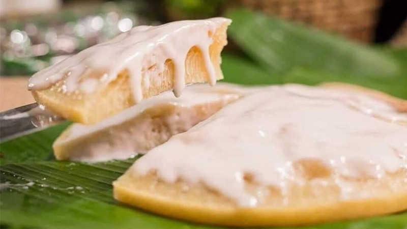 Khám Phá 15 Món Đặc Sản An Giang "Phải Thử" Một Lần Trong Đời 6 Những chiếc bánh bò thốt nốt vàng ươm, thơm lừng