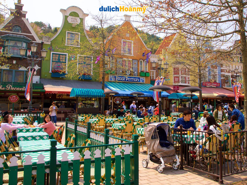 Global Fair tại Everland Hàn Quốc với kiến trúc đa văn hóa