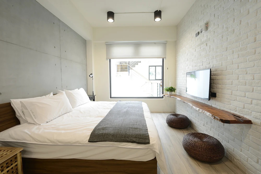Thiết kế mặt tiền của khách sạn Sun Moon Inn