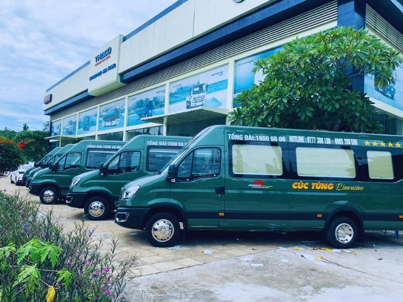 Nội thất xe Limousine của nhà xe Cúc Tùng trên tuyến Nha Trang đi Đà Lạt