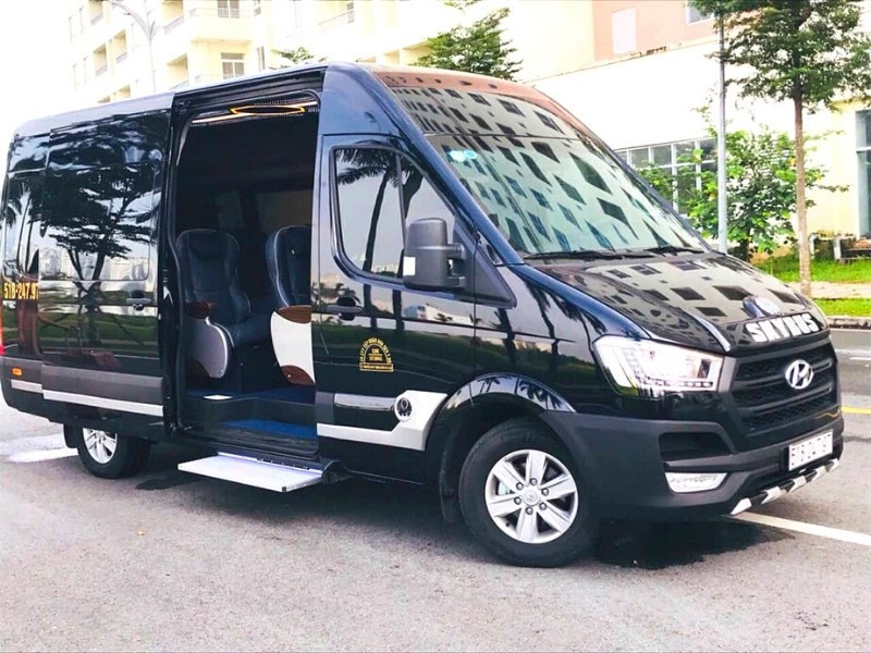 Xe ghế ngồi 16 chỗ của nhà xe Vũ Hương trên tuyến Nha Trang Đà Lạt