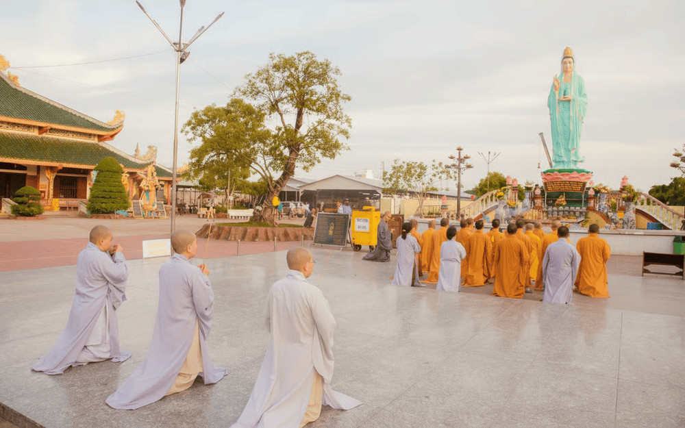 Nhiều hoạt động tâm linh, tu học và thuyết pháp diễn ra thường xuyên tại Quán Âm Phật Đài Bạc Liêu