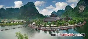 Một góc Đền Quán Thánh cổ kính và uy nghi tại Hà Nội