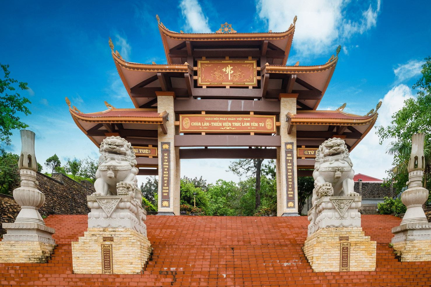 Kiến trúc độc đáo của Thiền viện Trúc Lâm Yên Tử