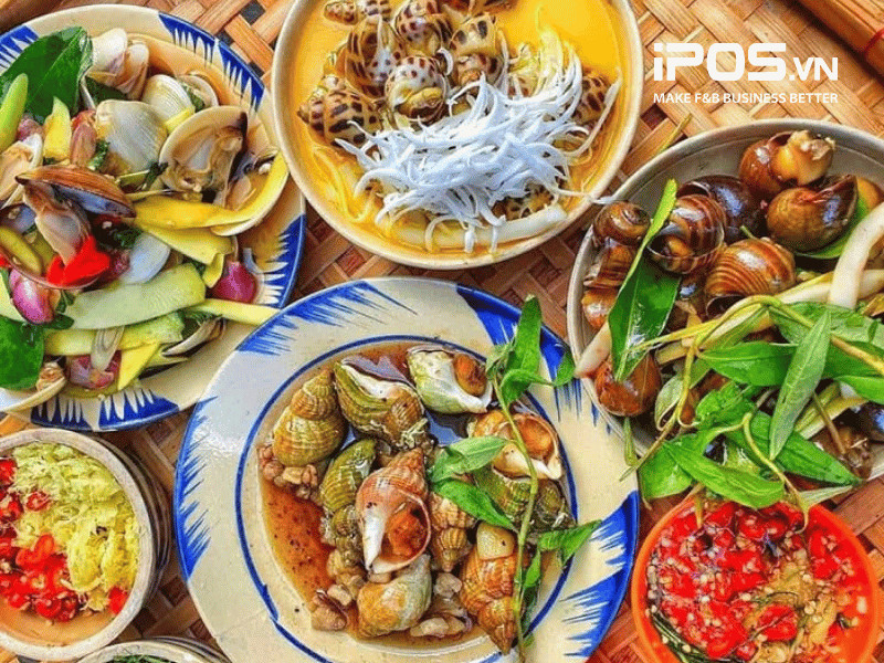 Đĩa ốc mít luộc thơm ngon với nước chấm gừng sả ớt