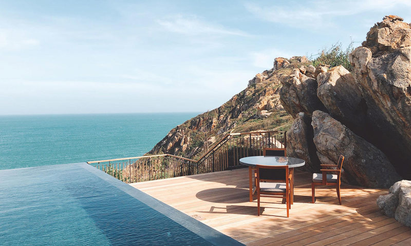 Thiết kế Amanoi Ocean Pool Villa nhìn ra vịnh biển Vĩnh Hy tuyệt đẹp