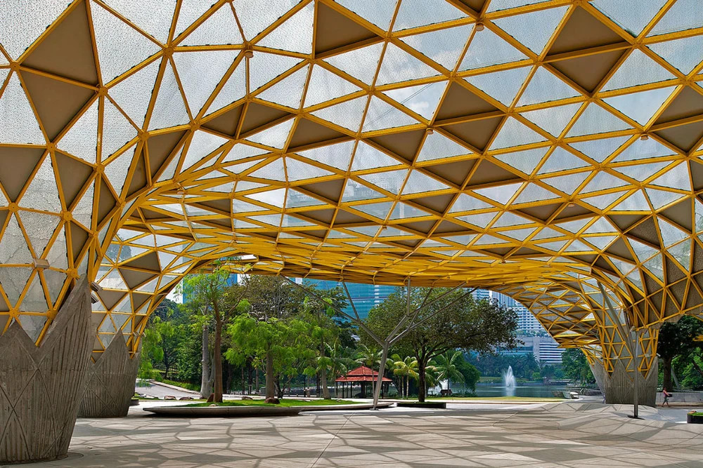 Khung cảnh xanh mát tại Vườn Bách Thảo Perdana