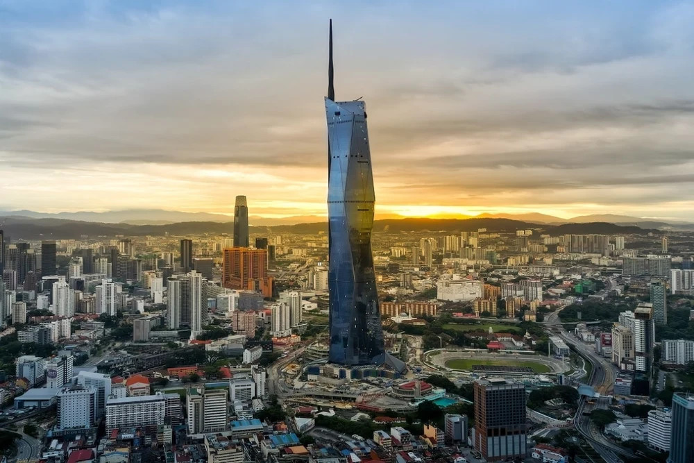 Tháp Merdeka 118 sừng sững giữa bầu trời Kuala Lumpur