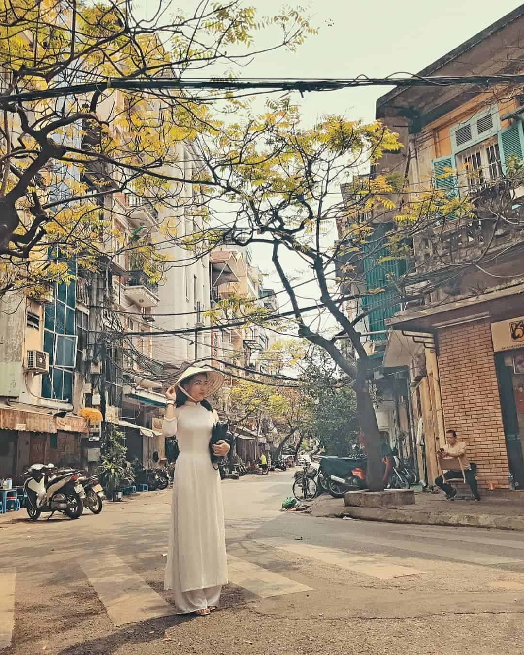 Nét kiến trúc cổ kính và những con phố nhộn nhịp của Phố Cổ Hà Nội