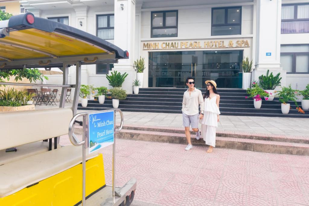 Minh Châu Pearl Hotel khá thuận tiện di chuyển nhiều nơi