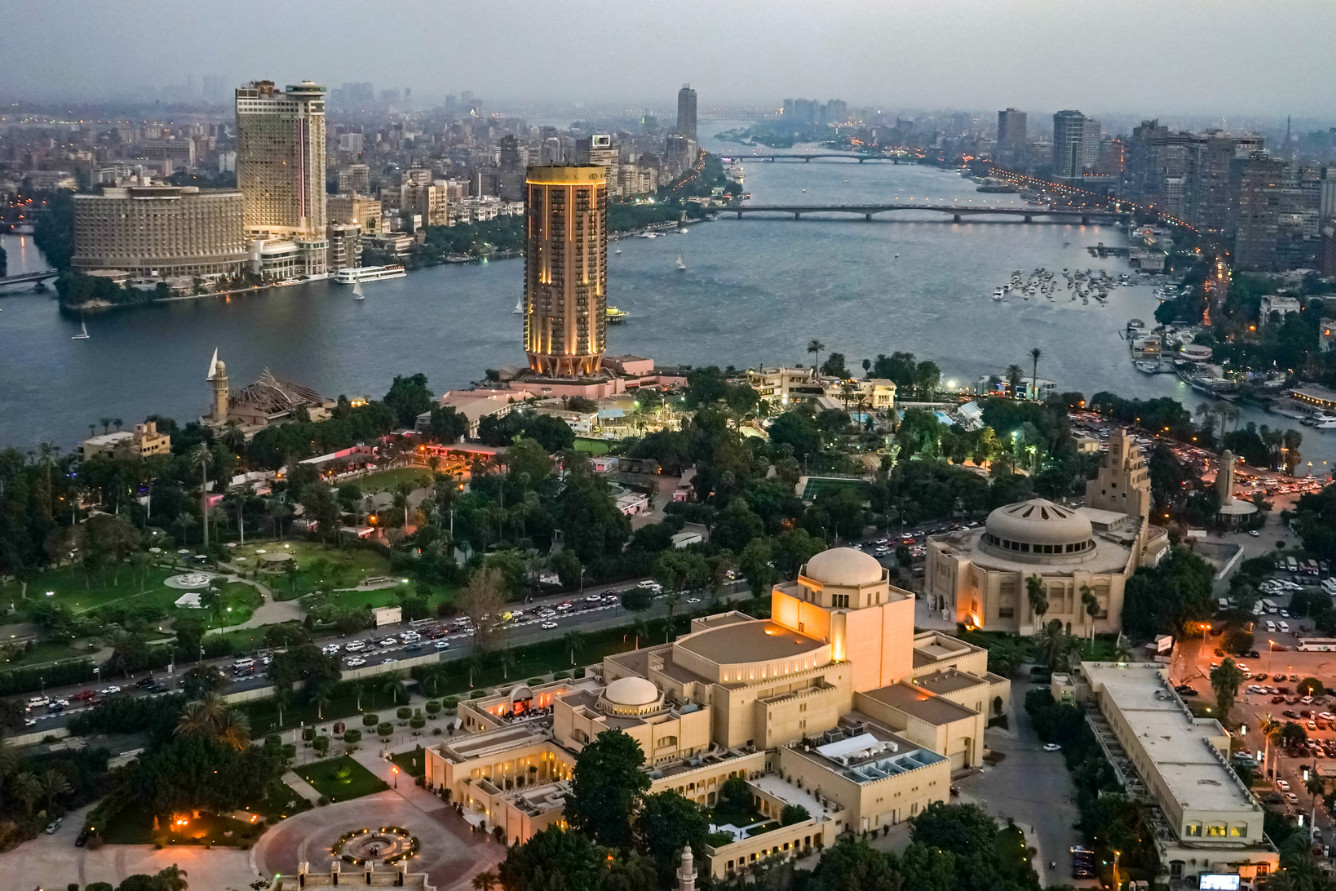Khám Phá Cairo: 8 Địa Điểm Không Thể Bỏ Lỡ Khi Du Lịch Thủ Đô Ai Cập 6 Sông Nile với cảnh hoàng hôn lãng mạn